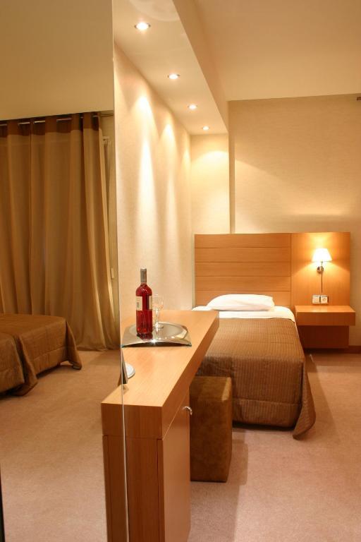 Deves Hotel Nafplio Quarto foto
